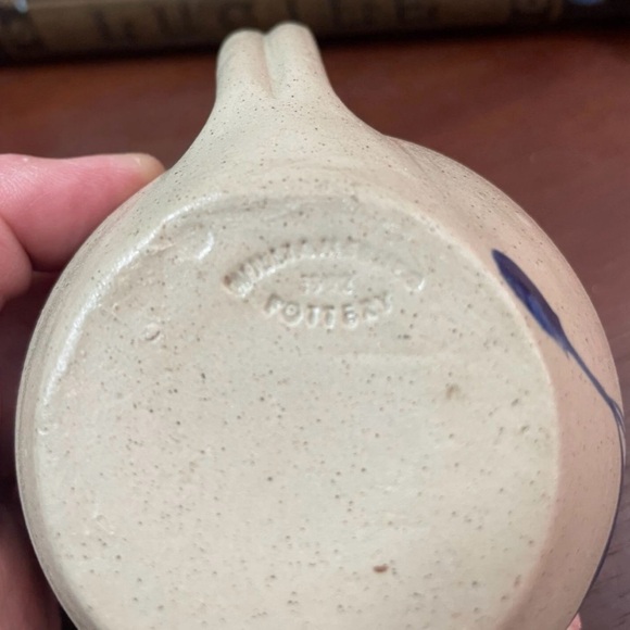 Vintage Williamsburg Pottery Salt Glaze Small PITCHER CREAMER Made in USA 1992 - Picture 5 of 5